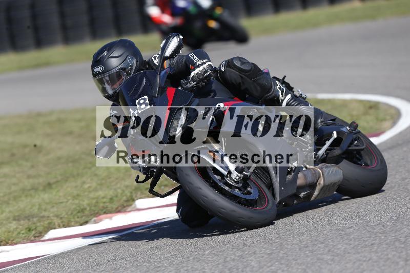 /Archiv-2025/49 26.08.2025 Cornu Master School ADR/blau-bleu/68